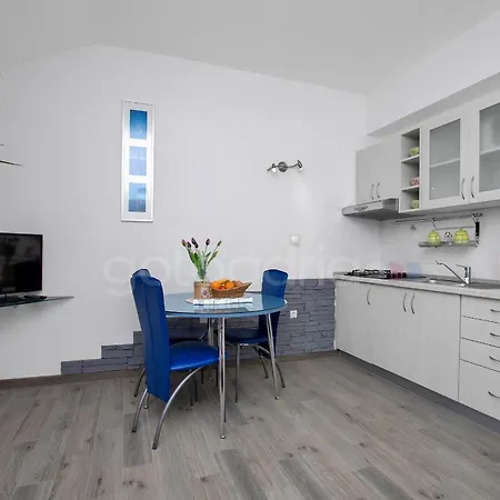 Near The In Drasnice Sreser