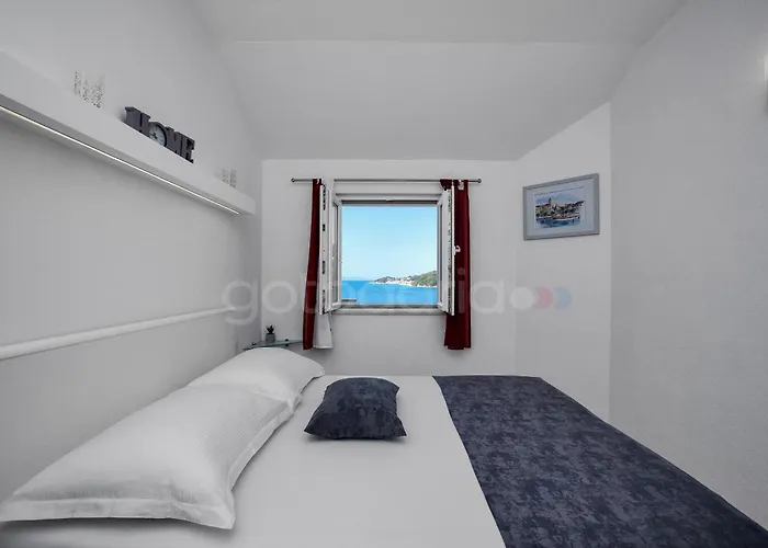 Near The In Drasnice Apartament Sreser