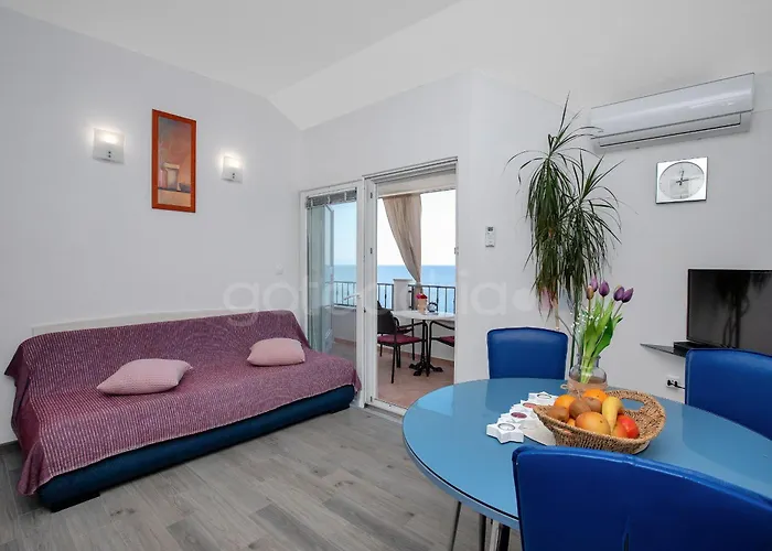 Apartament Near The In Drasnice Sreser