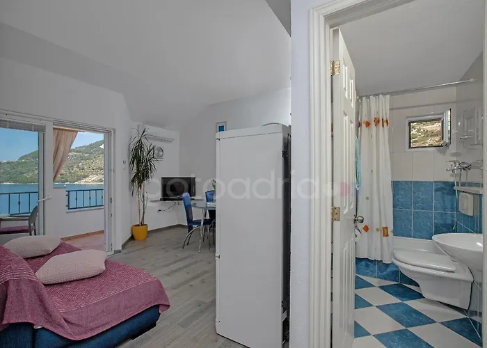 Near The In Drasnice * Sreser