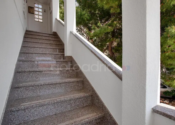 Apartament Near The In Drasnice *